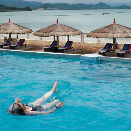 Foxy'S Beach Resort San Vicente  Extérieur photo